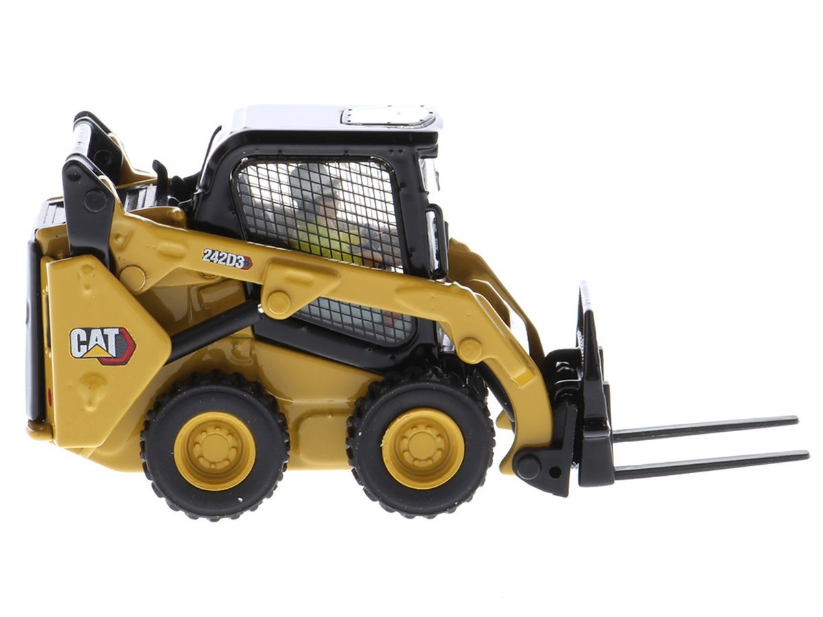CAT 242D3 Skid Steer Loader Yellow 1/50 Scale Diecast Model with Tools & Operato