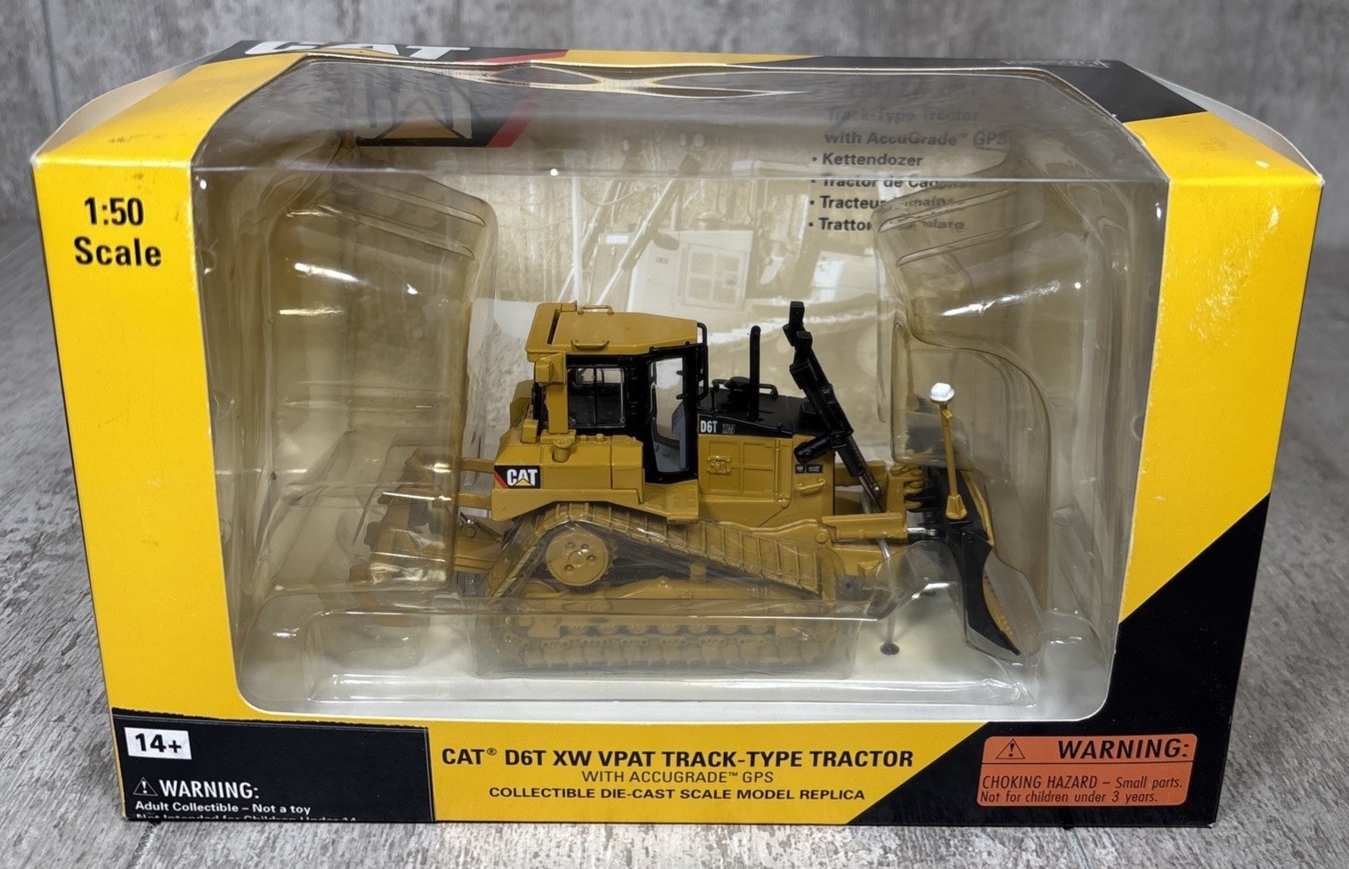 1/50 Norscot CAT D6T XW VPAT Track-Type Tractor Dozer Diecast w/ Box