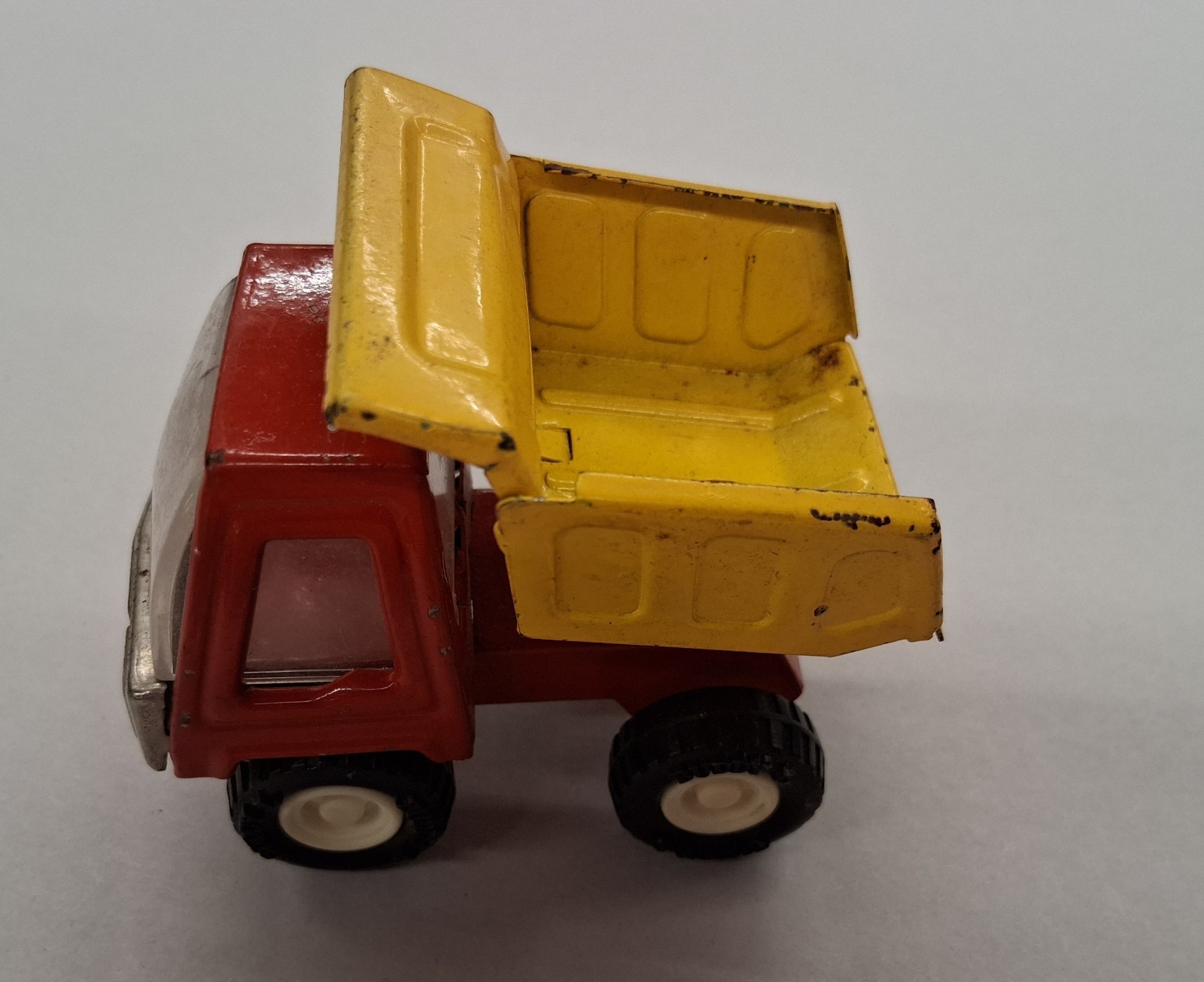 Diecast Dump Truck Toy Red Cab Yellow Bed Construction Vehicle