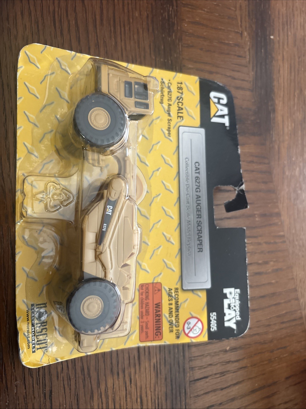 2005 Cat Norscot Diecast 1:87 Scale 627G Auger Scraper Model # 55405