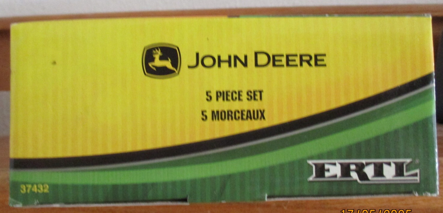 JOHN DEERE – ERTL, 5 PIECE SET (37432) Toy; (unopened original box)