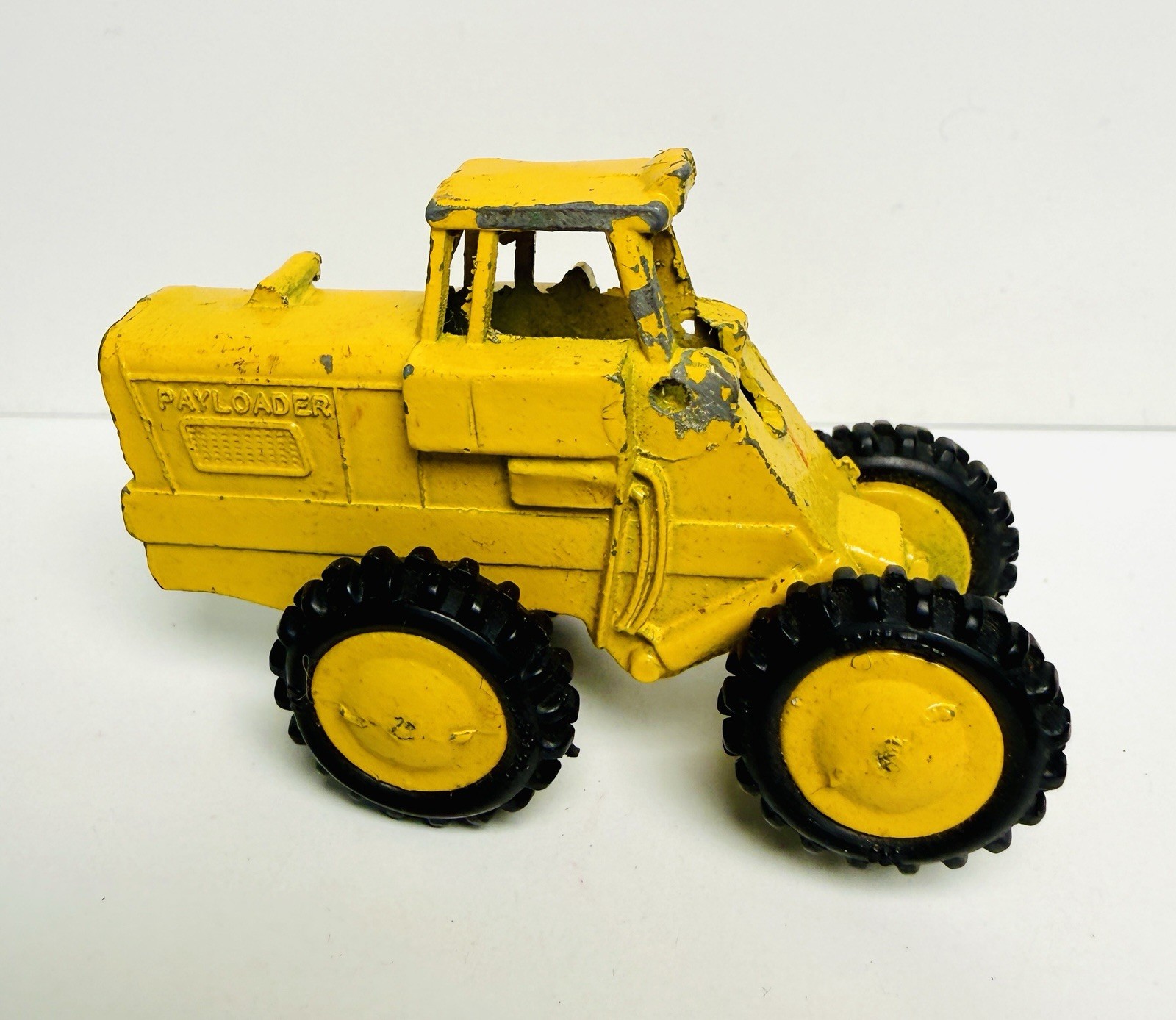 Vintage 1960s Mercury Lit’l Toy 5-69 Hough H-120 Construction 2” Wheel Loader