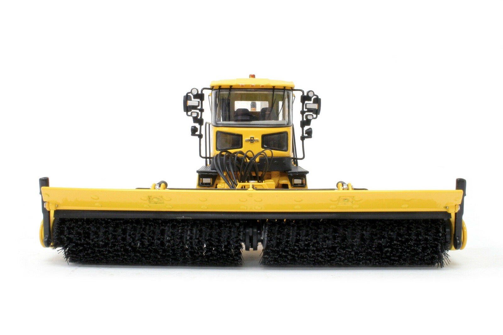 Oshkosh Sweepster S3100B Airport Sweeper Truck – TWH 1:50 Scale #074-01059 New