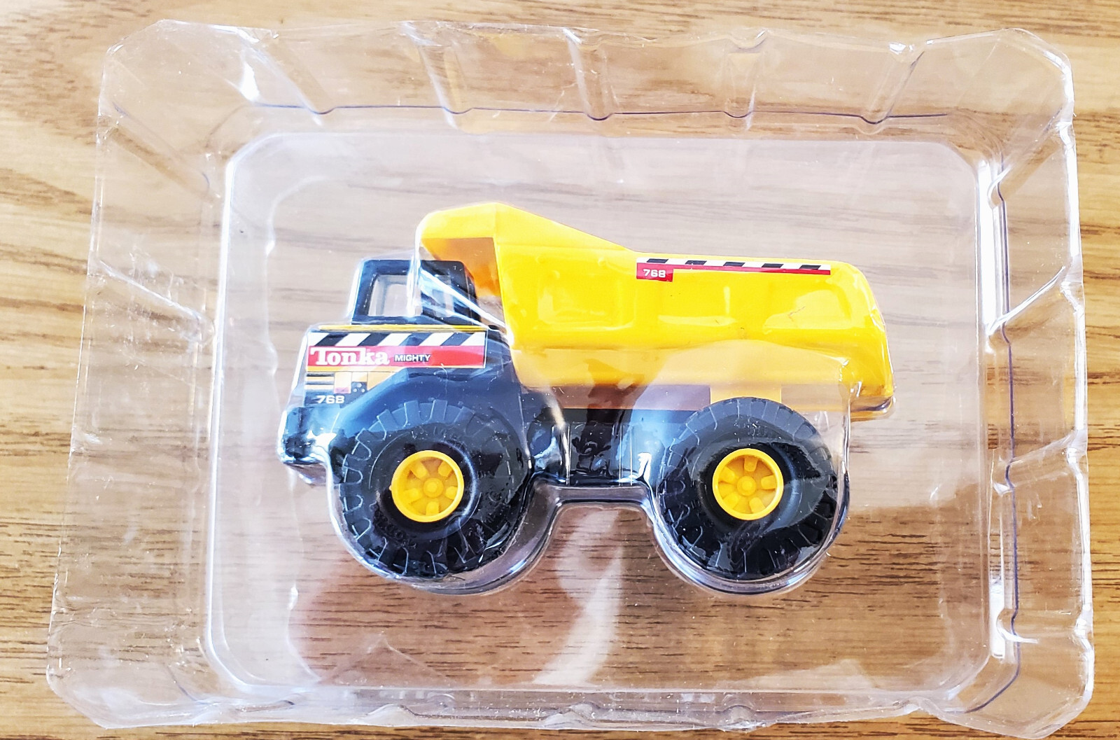 TONKA MIGHTY 768 DUMP TRUCK CONSTRUCTION VEHICLE #762880
