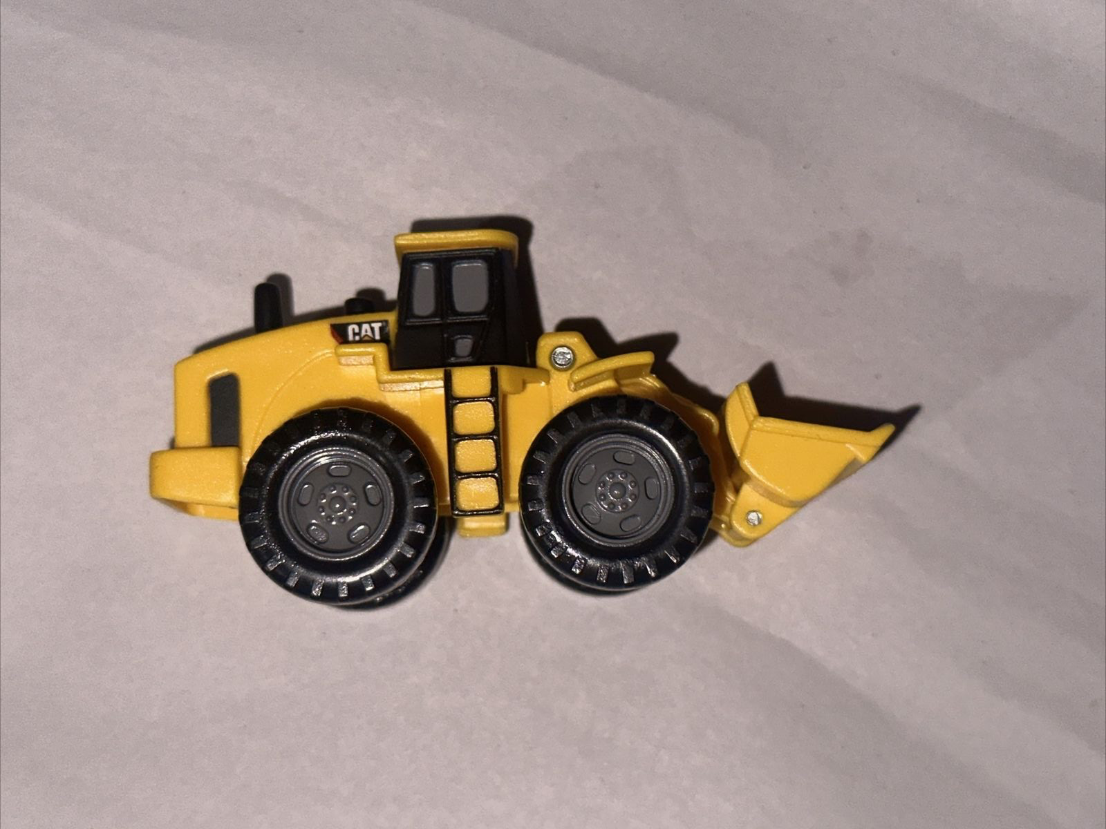 Caterpillar CAT Toy State 4 Wheel Loader Tractor small size