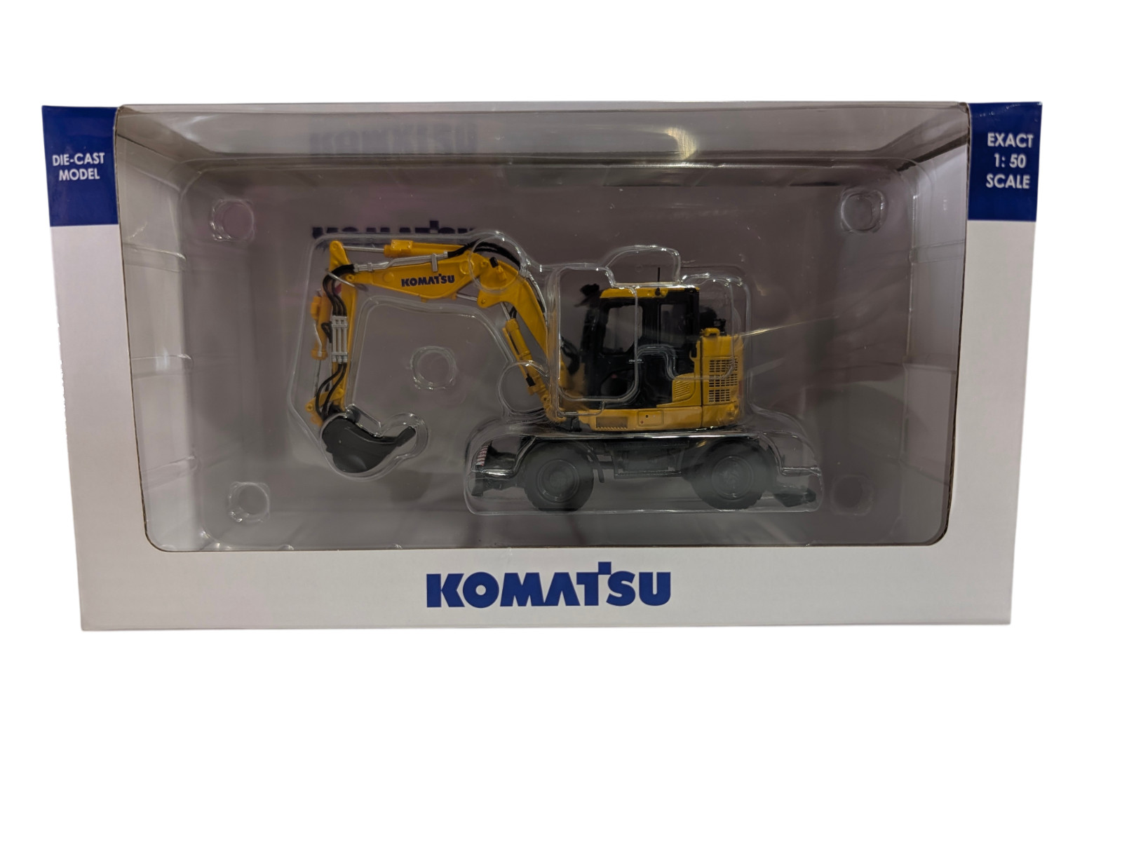 Komatsu PW138MR-11 Wheeled Excavator, 1:50 Diecast Construction Model UH8190