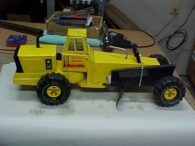 Vintage 1970s Mighty Tonka Road Grader Turbo Diesel XMB-975
