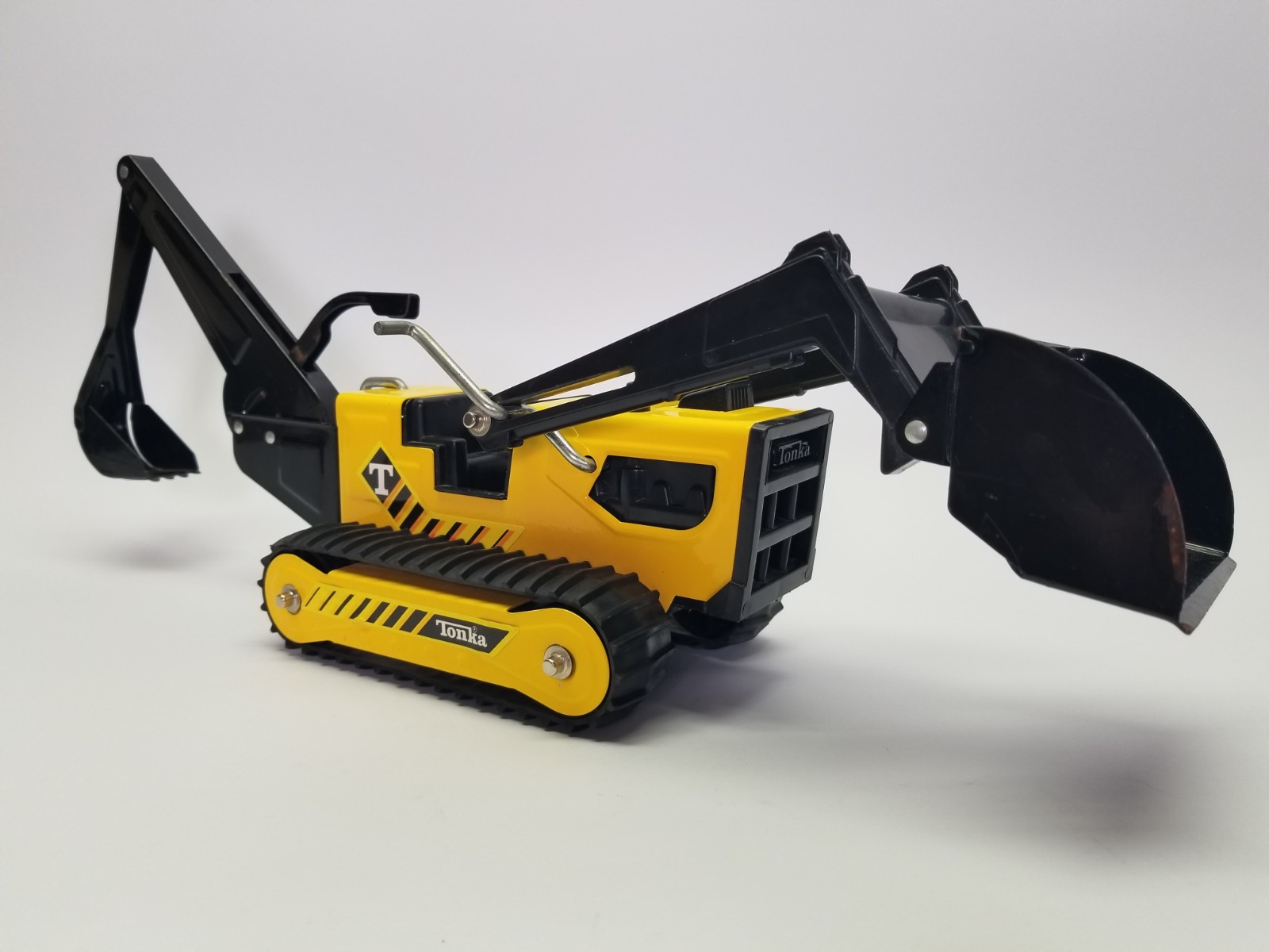 Vintage Tonka Trencher 810659 Pressed Steel T-6 Construction Backhoe Digger Toy