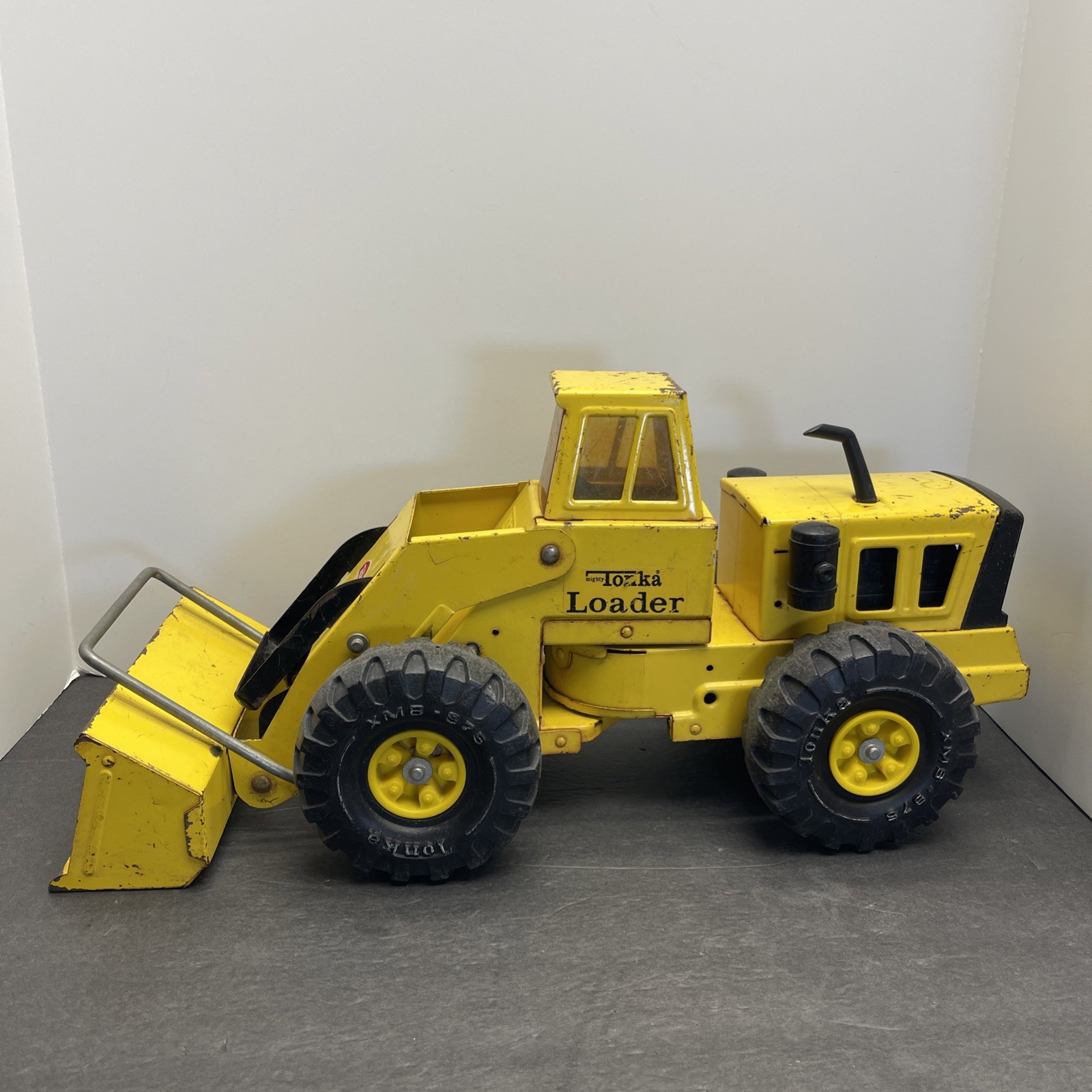 Mighty Tonka 1973-1975 Front Loader (1848) COMPLETE and WORKS