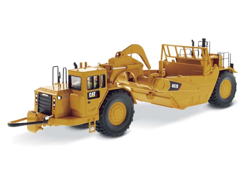 CAT Caterpillar 657G Wheel Tractor Scraper Core Classics Series 1:50 Scale Model