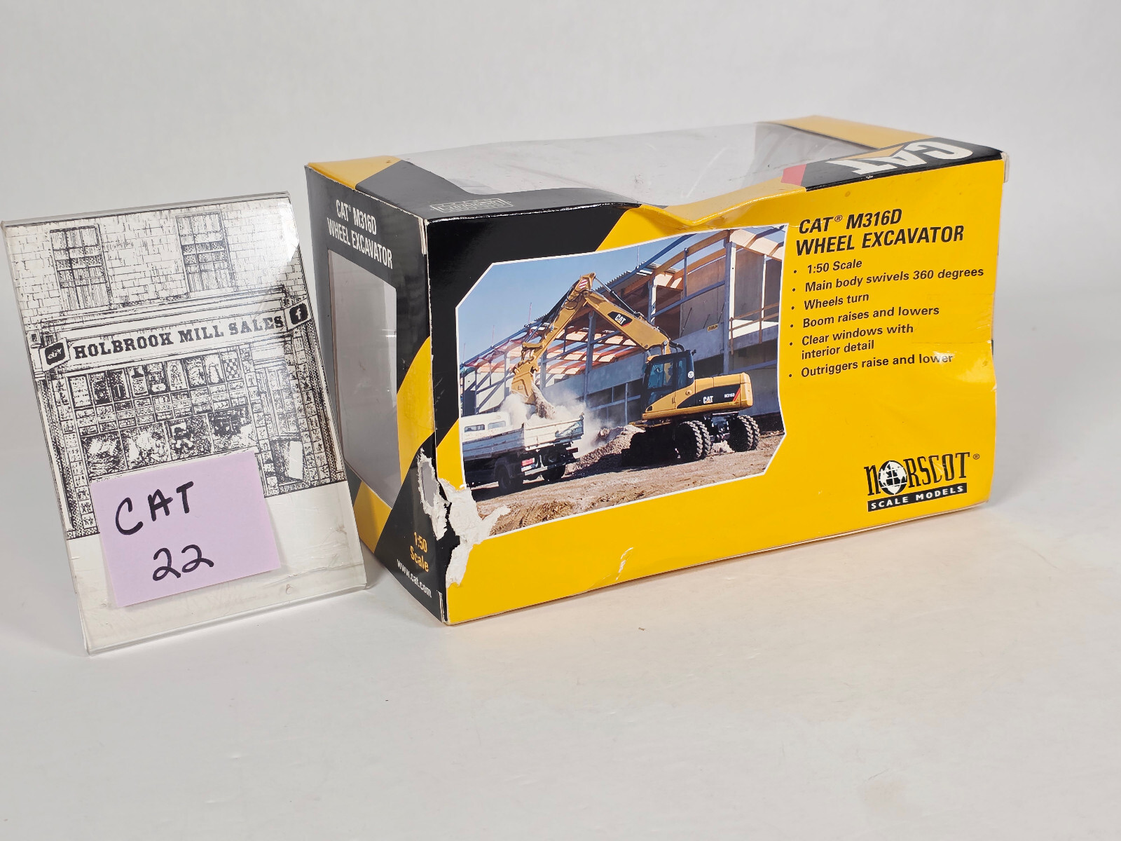 Norscot 55171 • Caterpillar • CAT M316D Wheel Excavator • 1:50 Scale ••