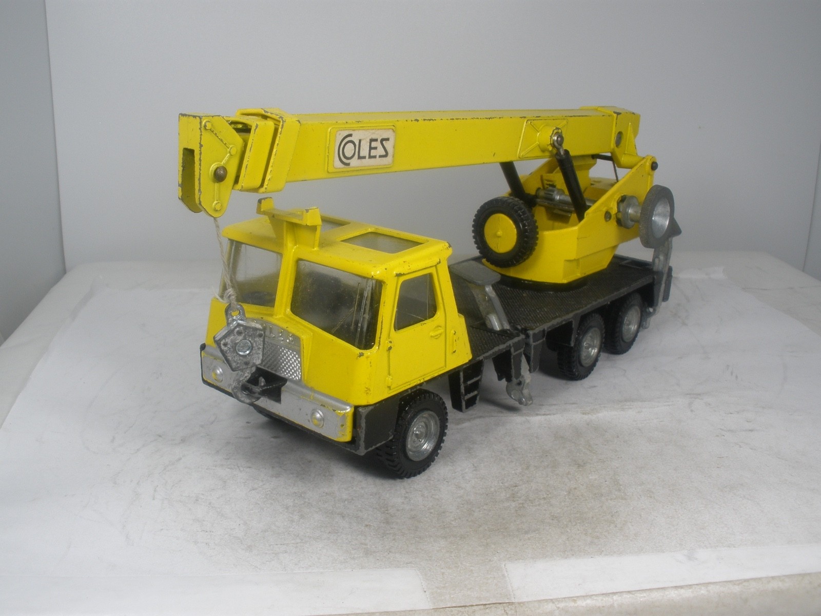 England Dinky Toys Coles Hydra Truck #980 COMPLETE ORIGINAL FULLY FUNCTIONAL