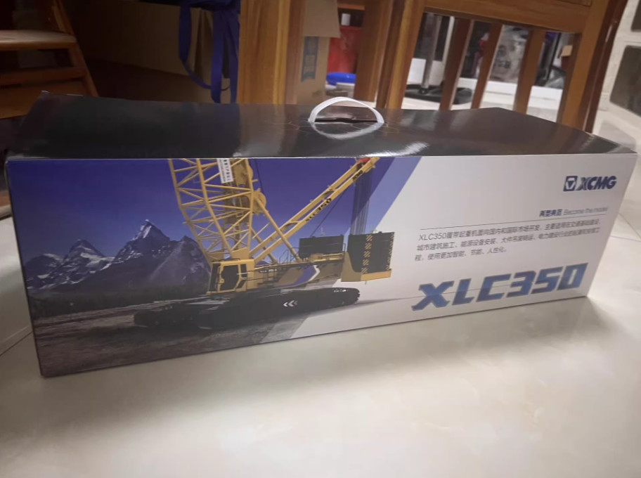 1:50 XCMG XLC350 Crawler Crane Construction Machinery Equipment Diecast Model