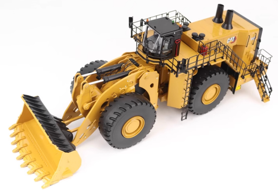 1:50 DM CAT995 Wheel Loader Construction Machine Equipment Diecast Model