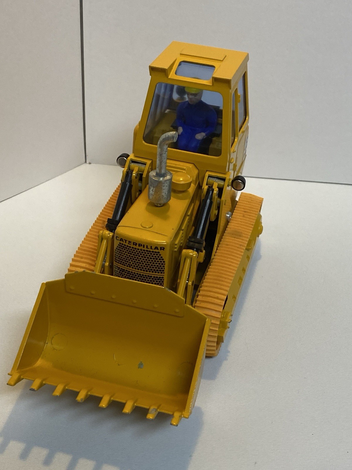 CONRAD 1:25 scale Caterpillar 941 Track Loader Nice!