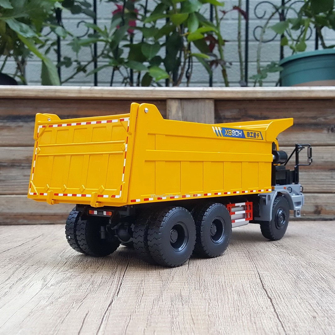 1/35 Scale XCMG HANWO XG90H Off-road Wide-body Dump Truck Diecast Model