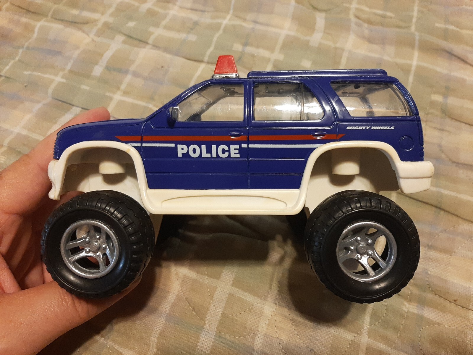 MIGHTY WHEELS “POLICE” 4X4 SUV, 1998, SOMA, 7″ Long, 4″ Wide, 4″ Tall Diecast