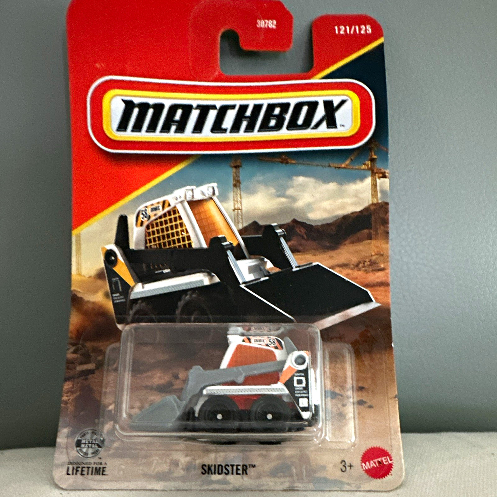 Matchbox Skidster Loader 1:64 Diecast Construction Vehicle, Unopened Box JBP63