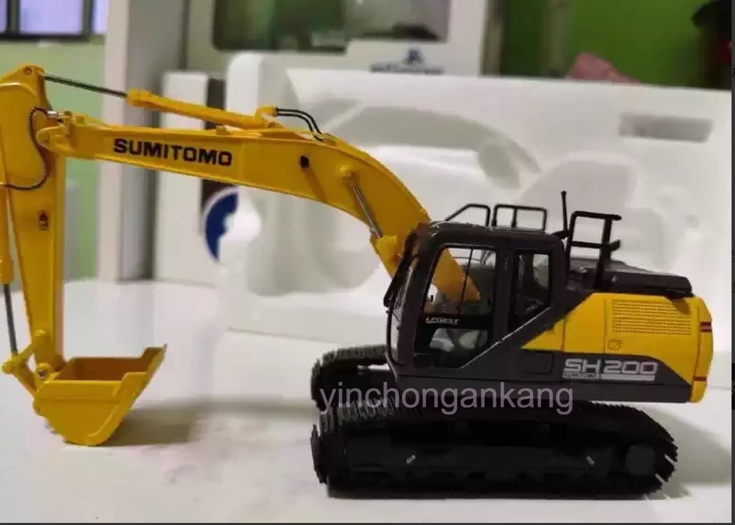SUMITOMO SH200-7 Excavator Model 1/50