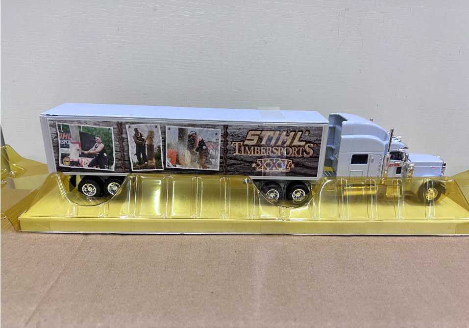 1:50 Norscot PETERBILT 379 Tractor Container Transport Vehicle Diecast Model