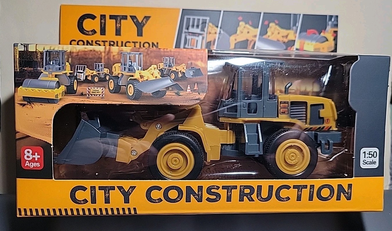 City Construction 1/50th Scale Front end Loader Nib Use W/lionel O Gauge Plastic