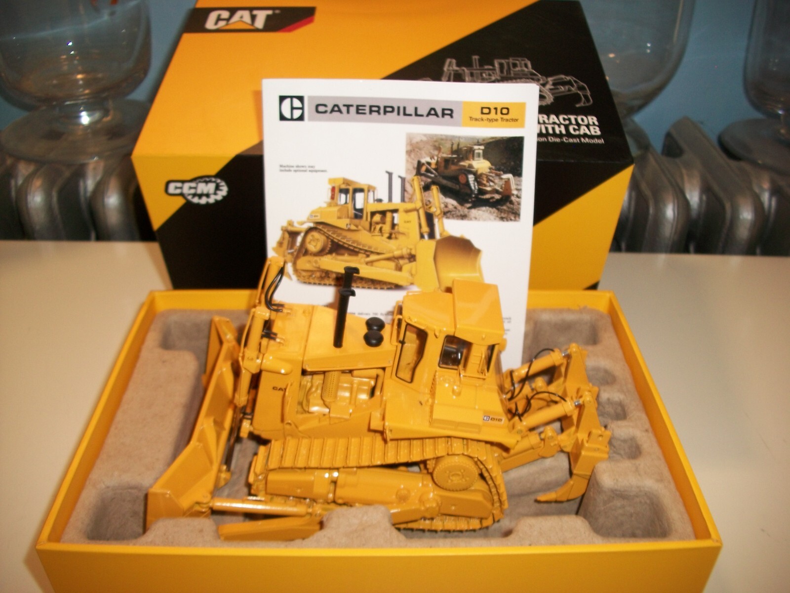 Cat D10 Dozer & 3 Rippers 1:48 By CCM #27 Of 600 W/Box & Certificate