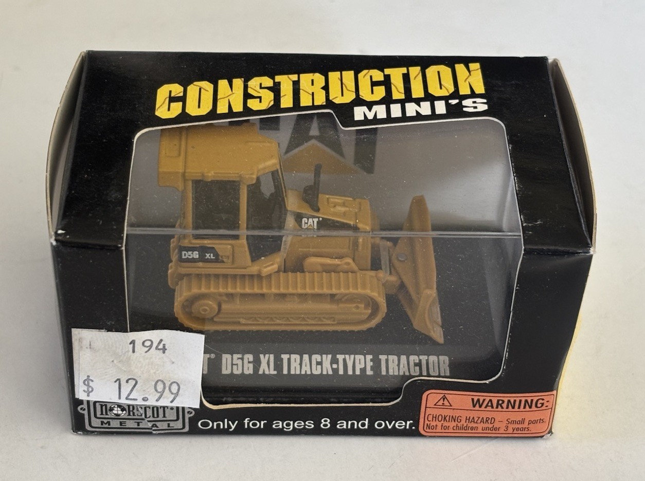 Norscot Construction Mini’s Die-Cast Cat D5G XL Track-Type Tractor Model, NIB