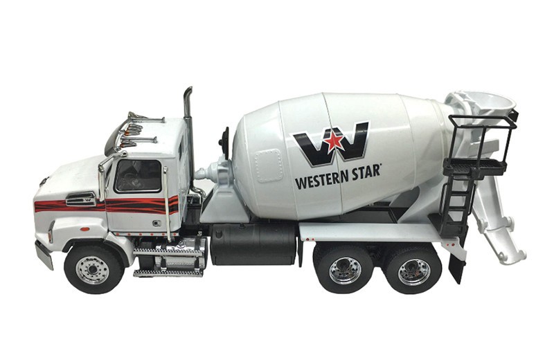 Diecast Masters Western Star 4700 SF Concrete Mixer Truck White Drum 1/50 71035