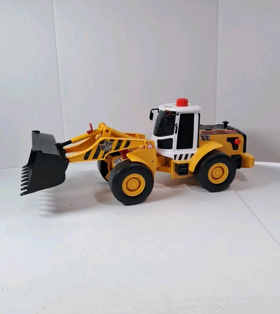 Dickie Toys Action Pump Loader Plastic Front Loader Kids Construction Toy