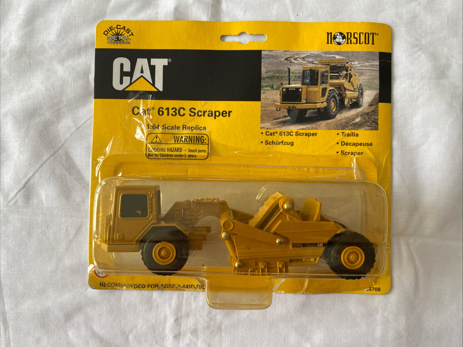 CAT 613C Scraper Construction Vehicle, 1:64, Die-Cast Norscot 1998 Not Used M1