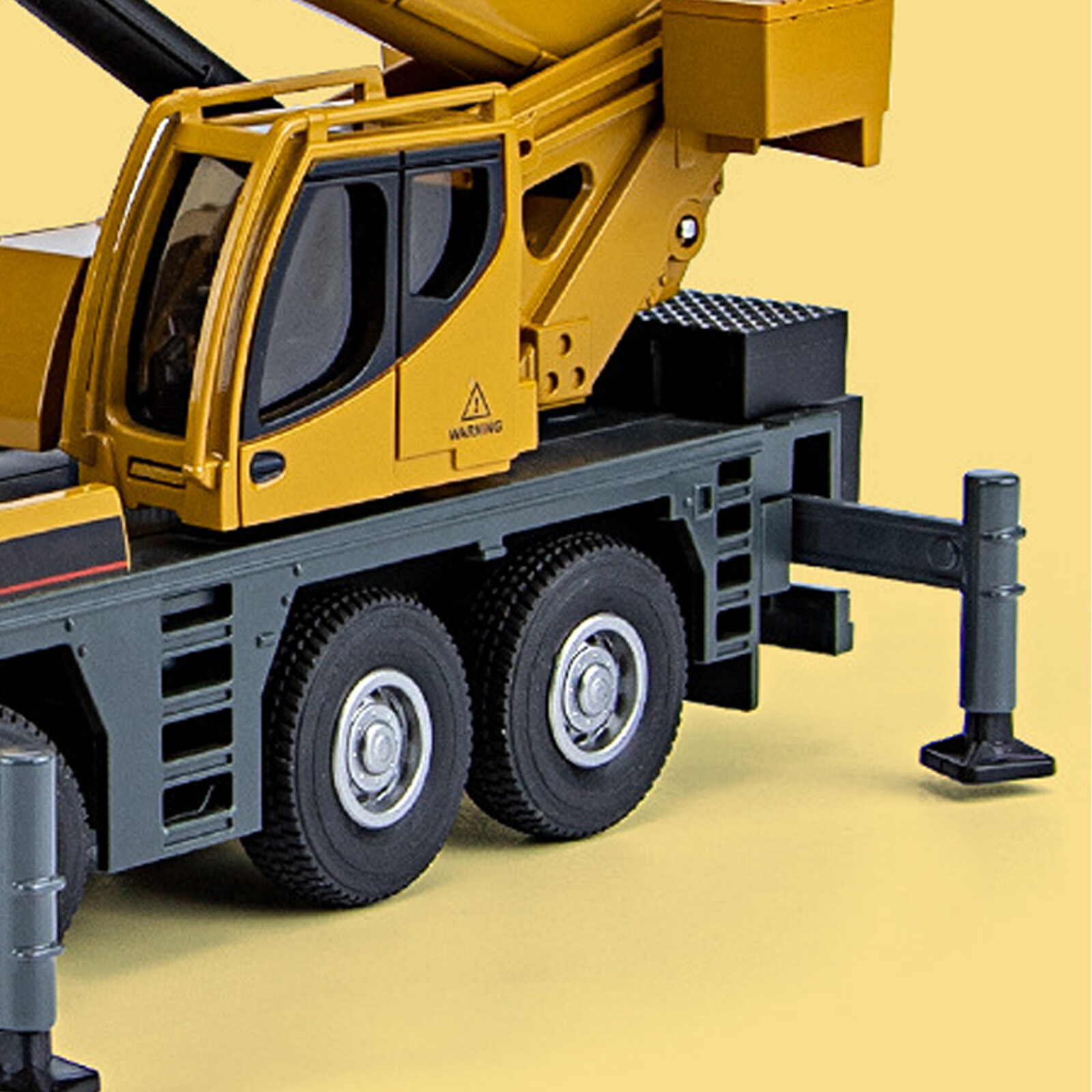 1:50 Crane Truck Construction Vehicle Model Diecast Metal Engineering Toy Gift