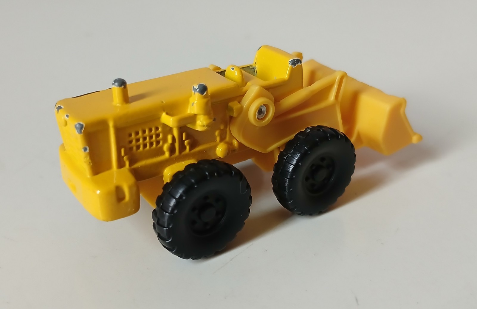 Maisto Tractor Shovel