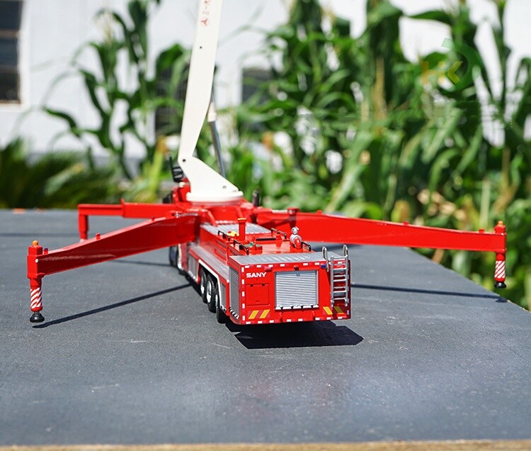 1:50 SANY 62M Water Tower Fire Truck Recue Vehicles Diecast Model Collection