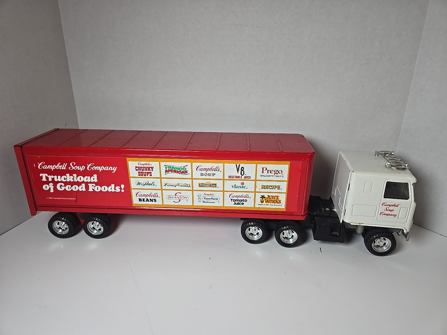 Vintage Pressed Metal Ertl Campbells Soup Cabover Semi Truck Tractor Trailer 80