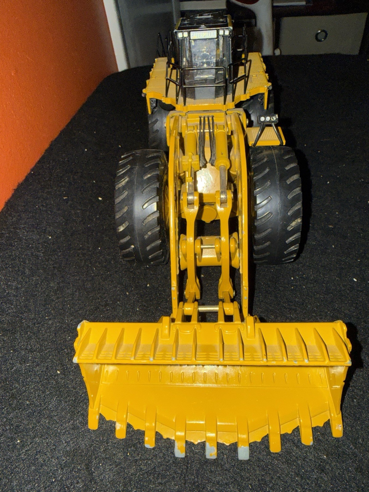 Norscot CAT 994F Wheel Loader 1:50 Scale Die-Cast