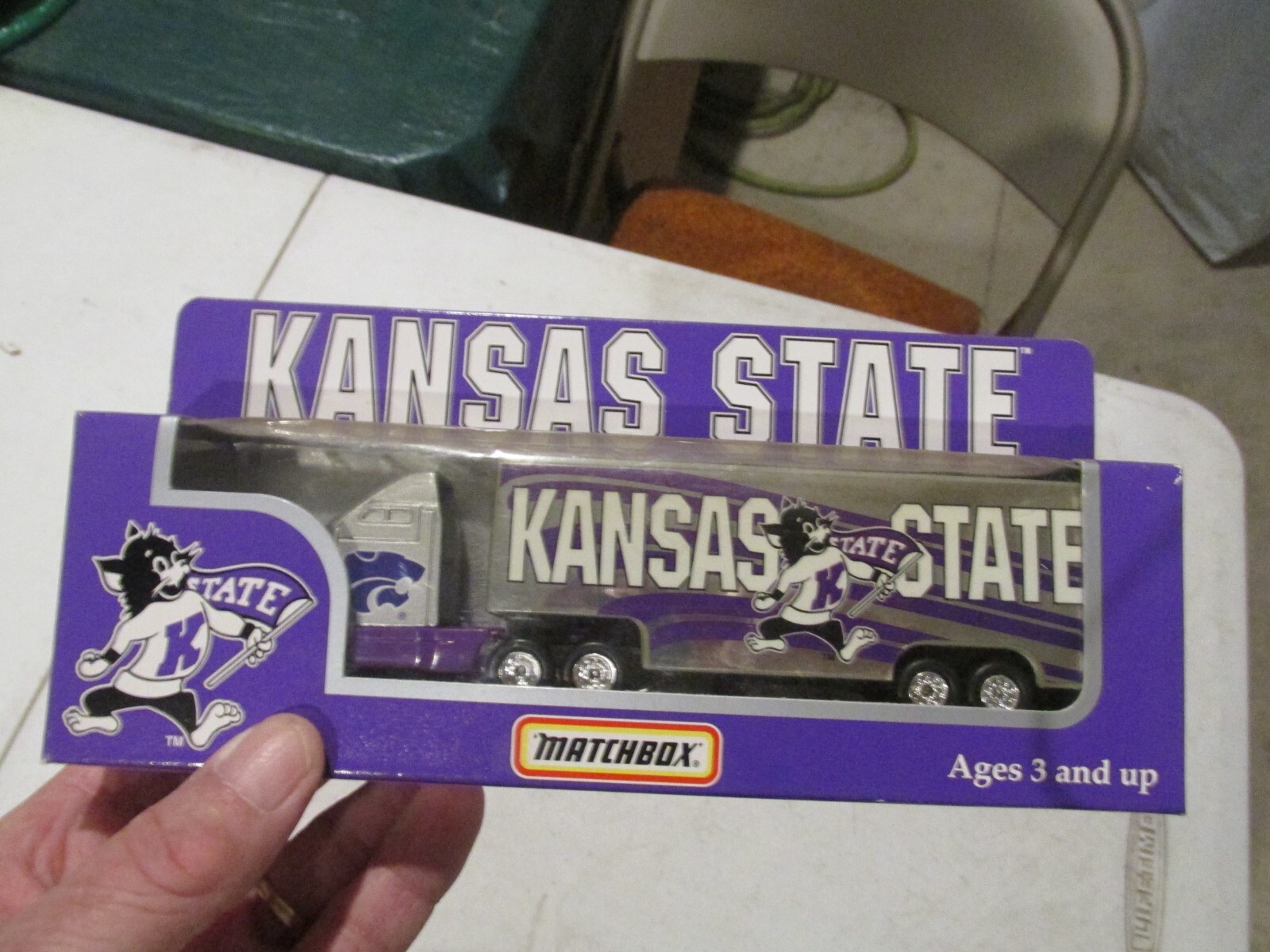 1997 MATCHBOX KANSAS STATE LIMITED EDITION SEMI TRUCK MIP