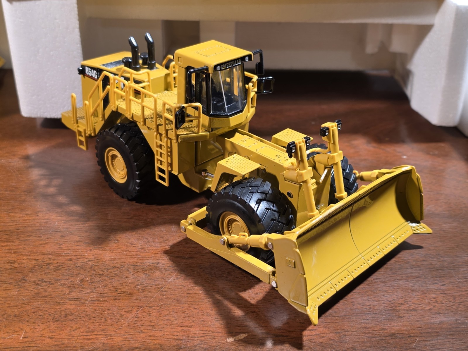 W/ BOX Norscot #55159 1:50 Scale Diecast CAT 854G Wheel Dozer 2005 Caterpillar