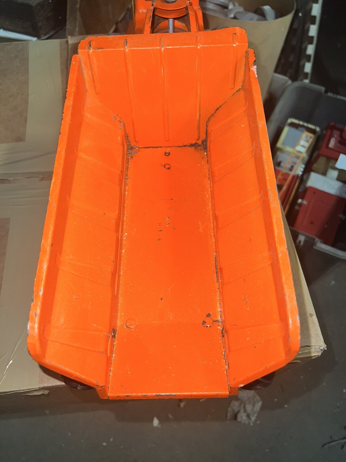 VINTAGE 1963 NYLINT 4600 HYDRAULIC dumper vehicle 23″ LONG original condition
