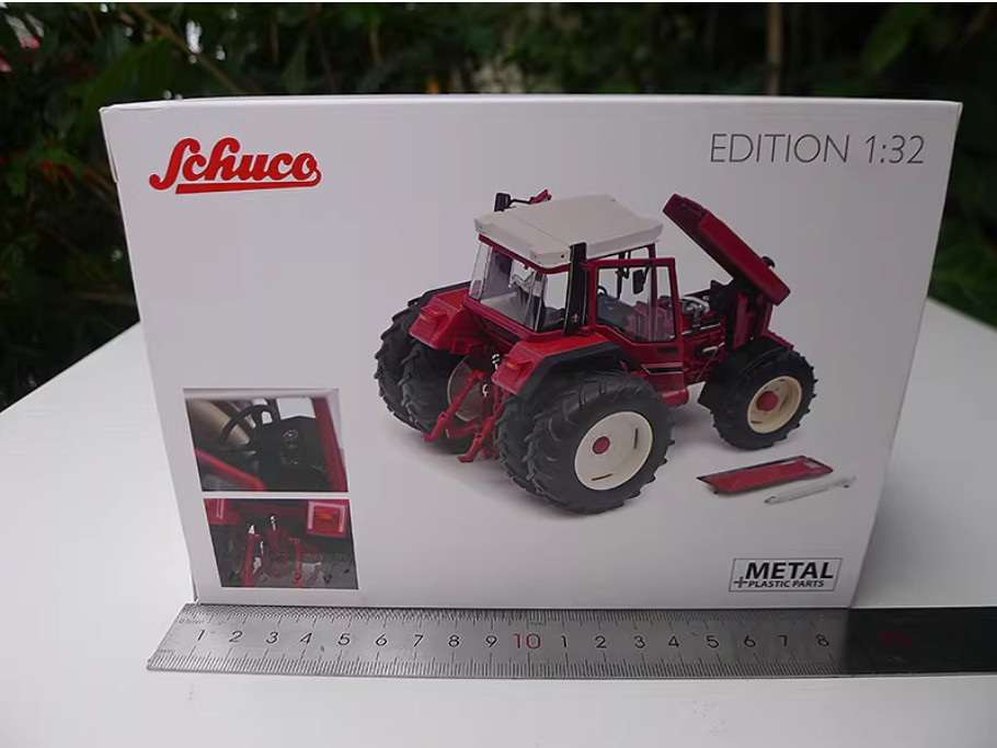1:32 SCHUCO CASE International 1455 XL Tractor Farm Machine Diecast Model