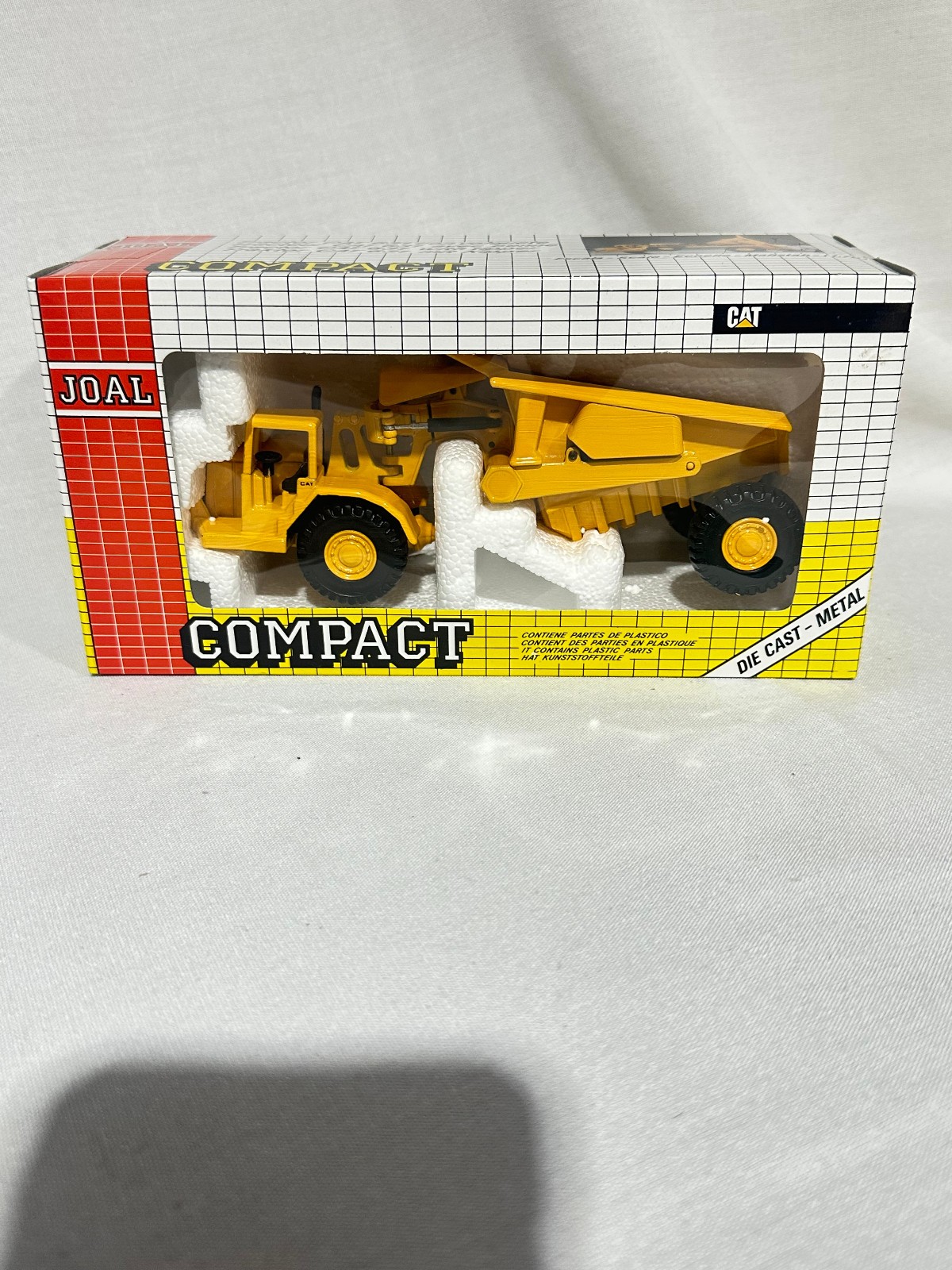 Caterpillar 631 With Tipper By Joal 1/70th Scale