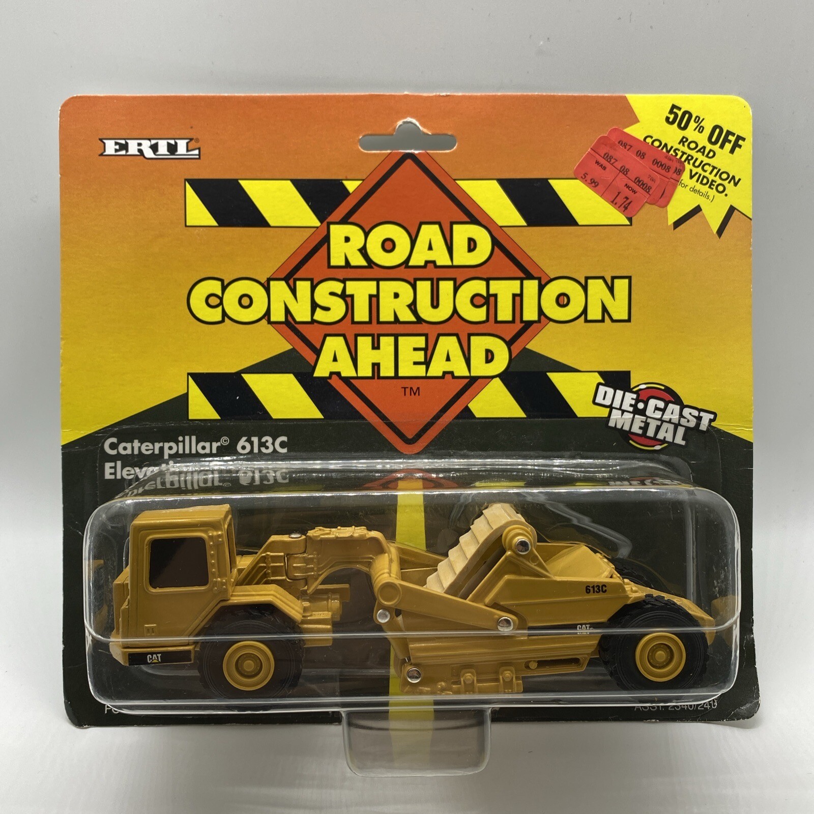 ERTL Road Construction Ahead Caterpillar 613C Elevating Scraper Die-Cast