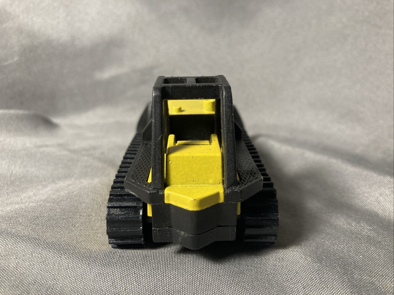 1994 Tonka Trucks Bulldozer Construction Equipment Diecast With Plastic Blade