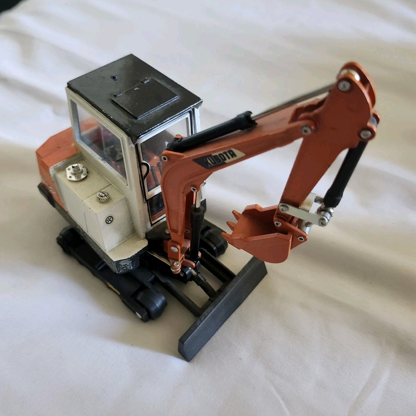 Vintage Yonezawa Kubota KH-30 Excavator Toy Japan Construction Digger