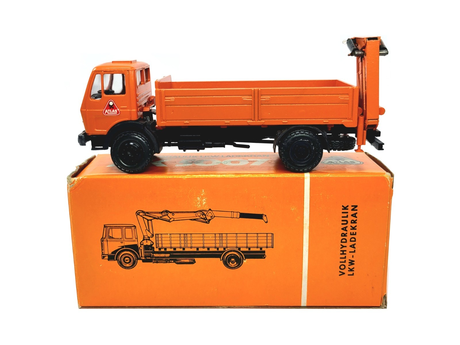 Mercedes-Benz 4×2 Truck with Atlas Crane – Orange – Conrad 1:50 Scale #3061 New