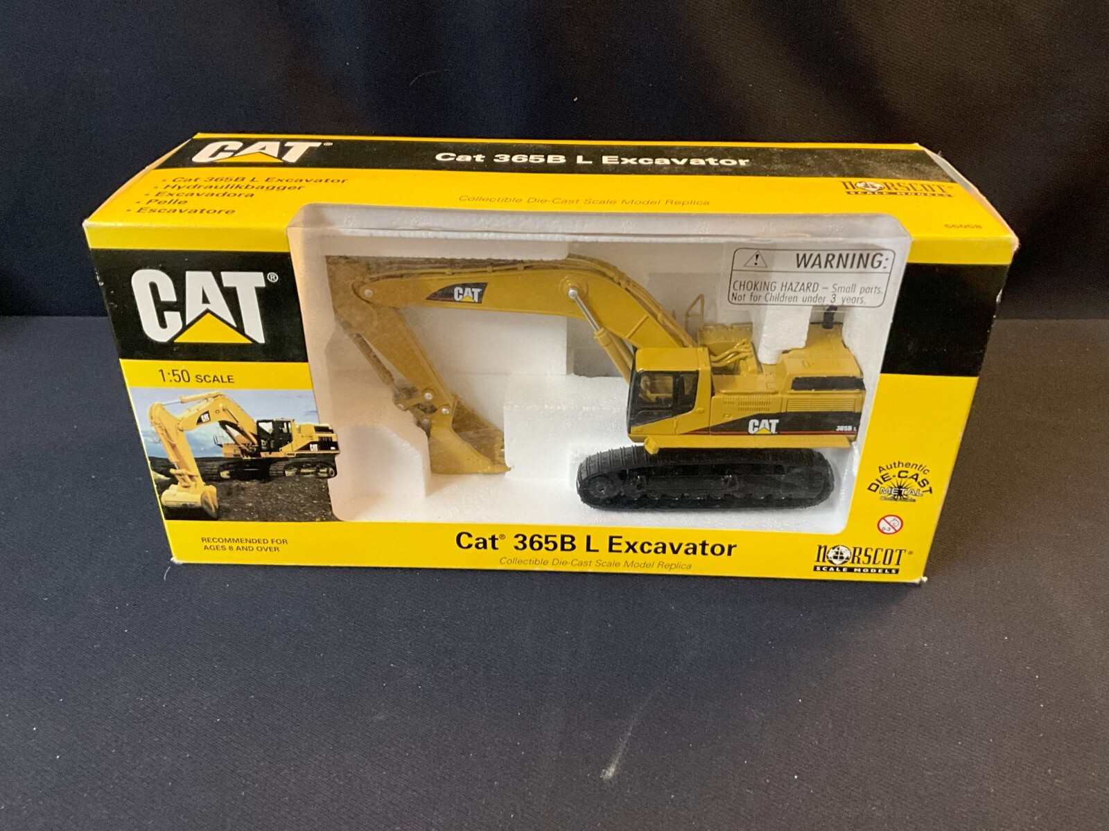 Norscot CAT 365B L Excavator 1:50 scale replica