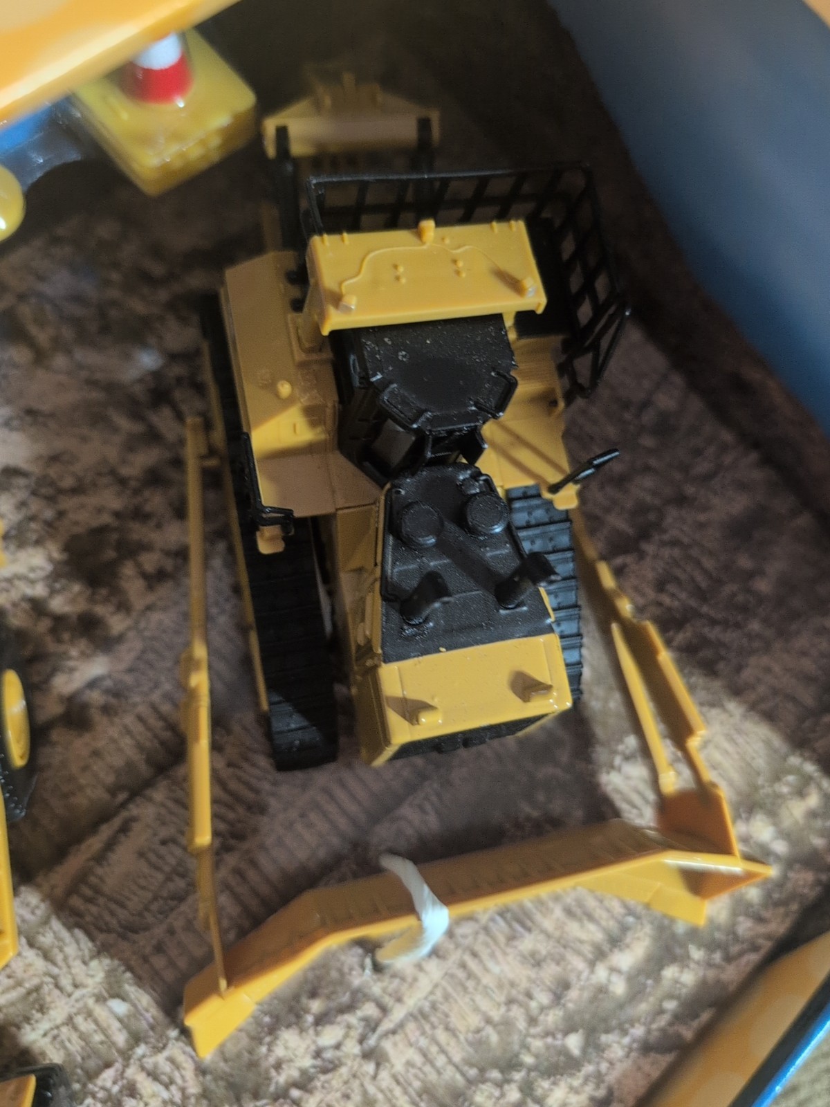 CAT Caterpillar 988h Wheel Loader & Dozer D11T set of 2