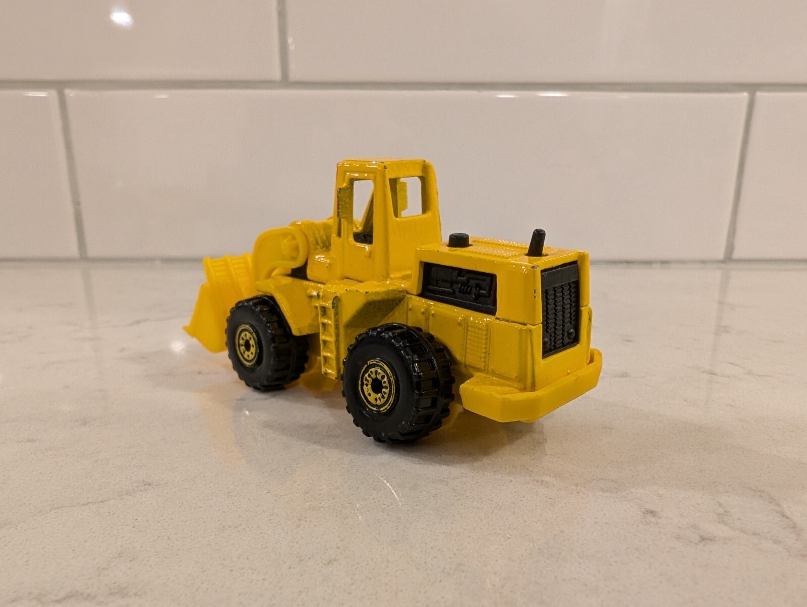 VTG 1980s 1990s Hot Wheels Wheel Loader Caterpillar 1173 Workhorses construction