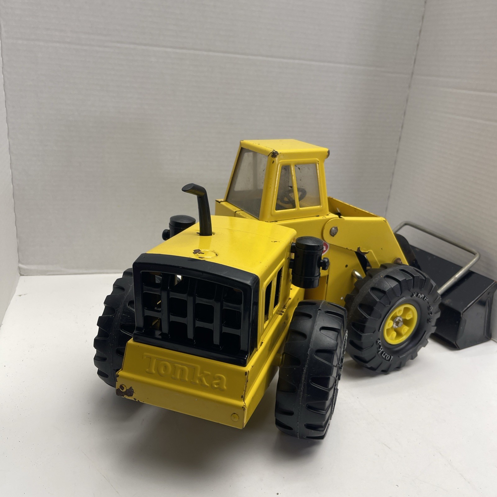 Mighty Tonka 1977-78 Front Loader Solid! Works! All Original (1957)