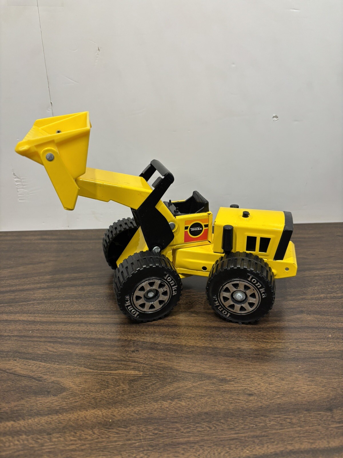 Vintage TONKA Front Loader 52900 Die Cast “Stones Gravel Quarry” 1970’s