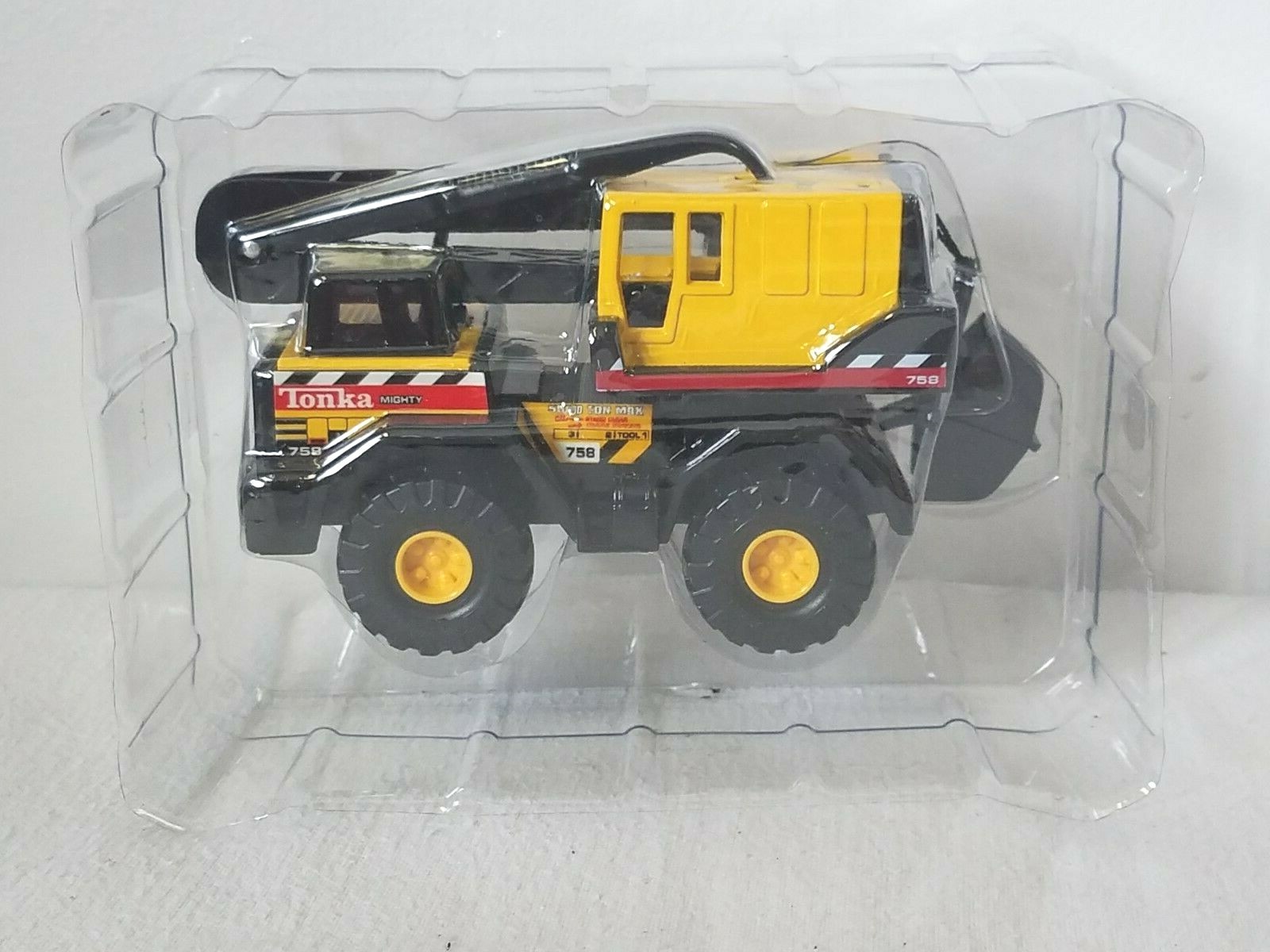 1998 MAISTO MIGHTY MINI TONKA CLAM BUCKET CRANE 758
